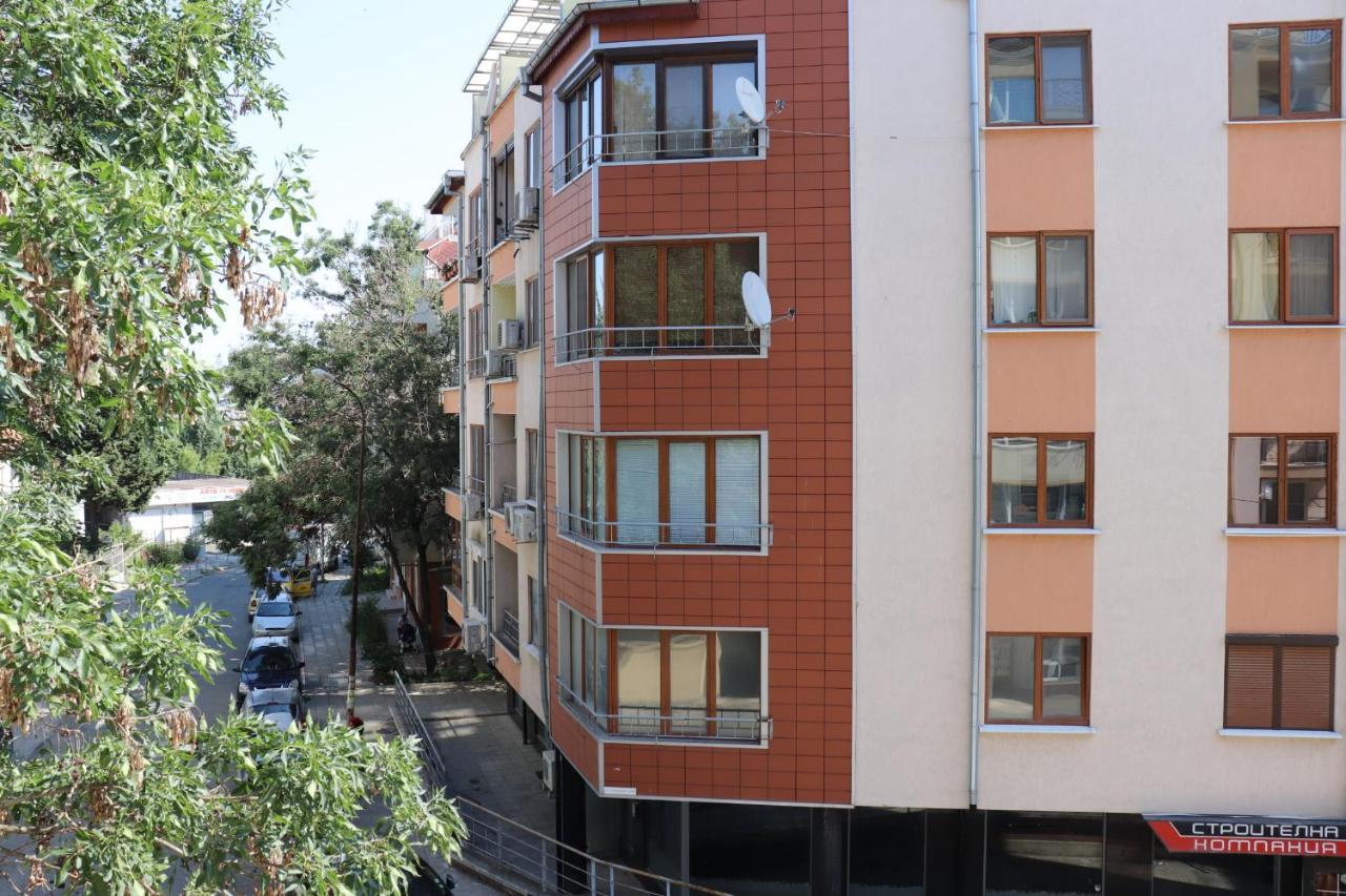 בורגאס Apartment Perushtiza 3 מראה חיצוני תמונה